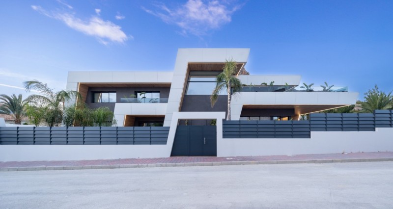 Excalibur House