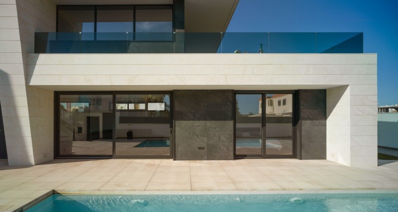 Line House